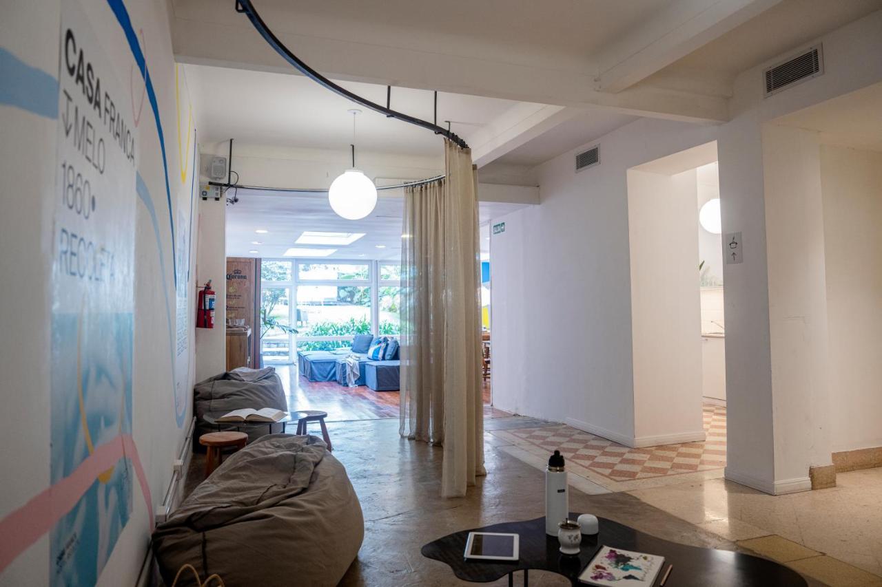 Casa Franca Recoleta Hostel Buenos Aires Esterno foto