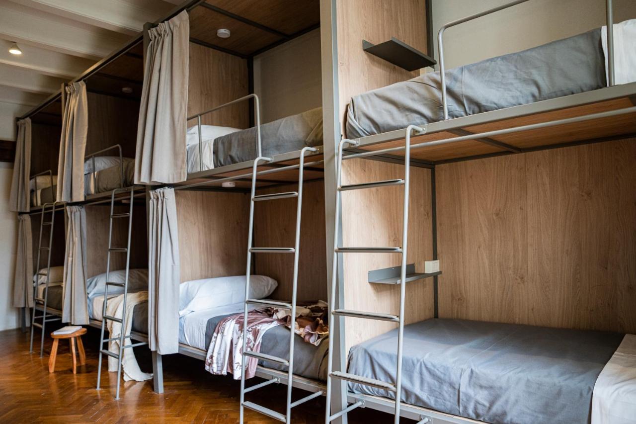 Casa Franca Recoleta Hostel Buenos Aires Esterno foto